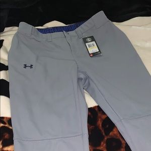 Under armor women’s softball pants